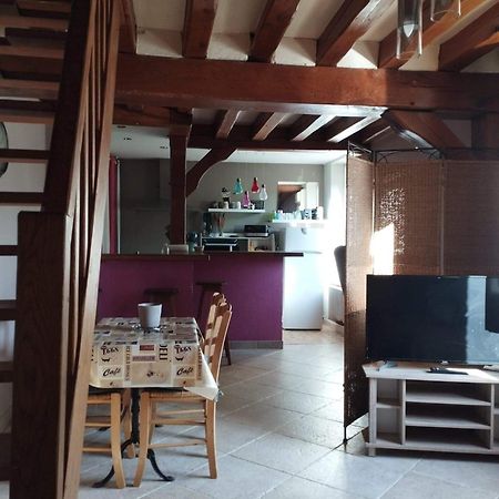 Charmante Petite Maison De Bourg Apartment Autry-le-Chatel Exterior photo